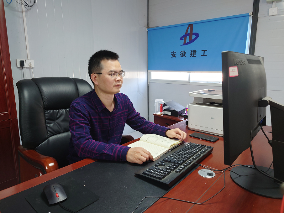 基層職工熱議黨的二十大系列報(bào)道（五） ：攻堅(jiān)克難、奮勇前行，向公司交出一份份高質(zhì)量答卷！